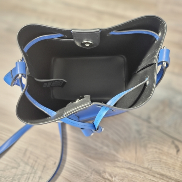 Lauren Ralph Lauren Blue Bucket Bag - Picture 7 of 12